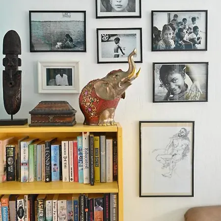 אכסניה Lemongrass *