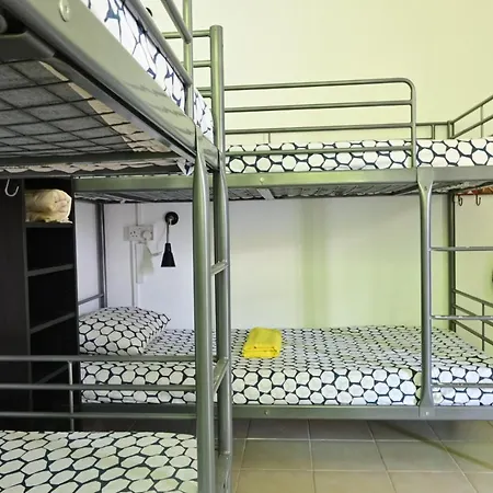 호스텔 Lemongrass 레메소스