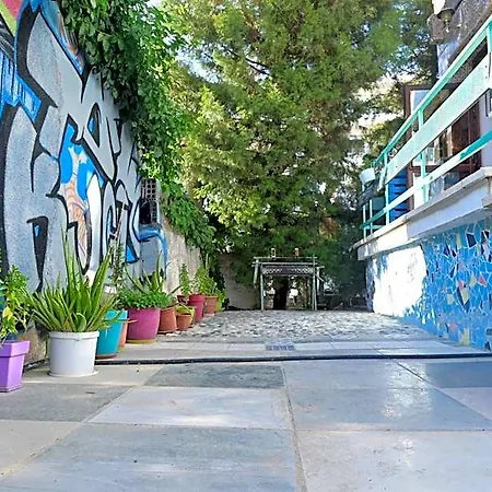 Lemongrass Hostel