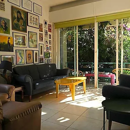 Lemongrass Hostel